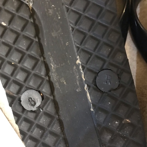 ▪️MICHAEL KORS Zebra Flip Flops - Picture 6 of 8